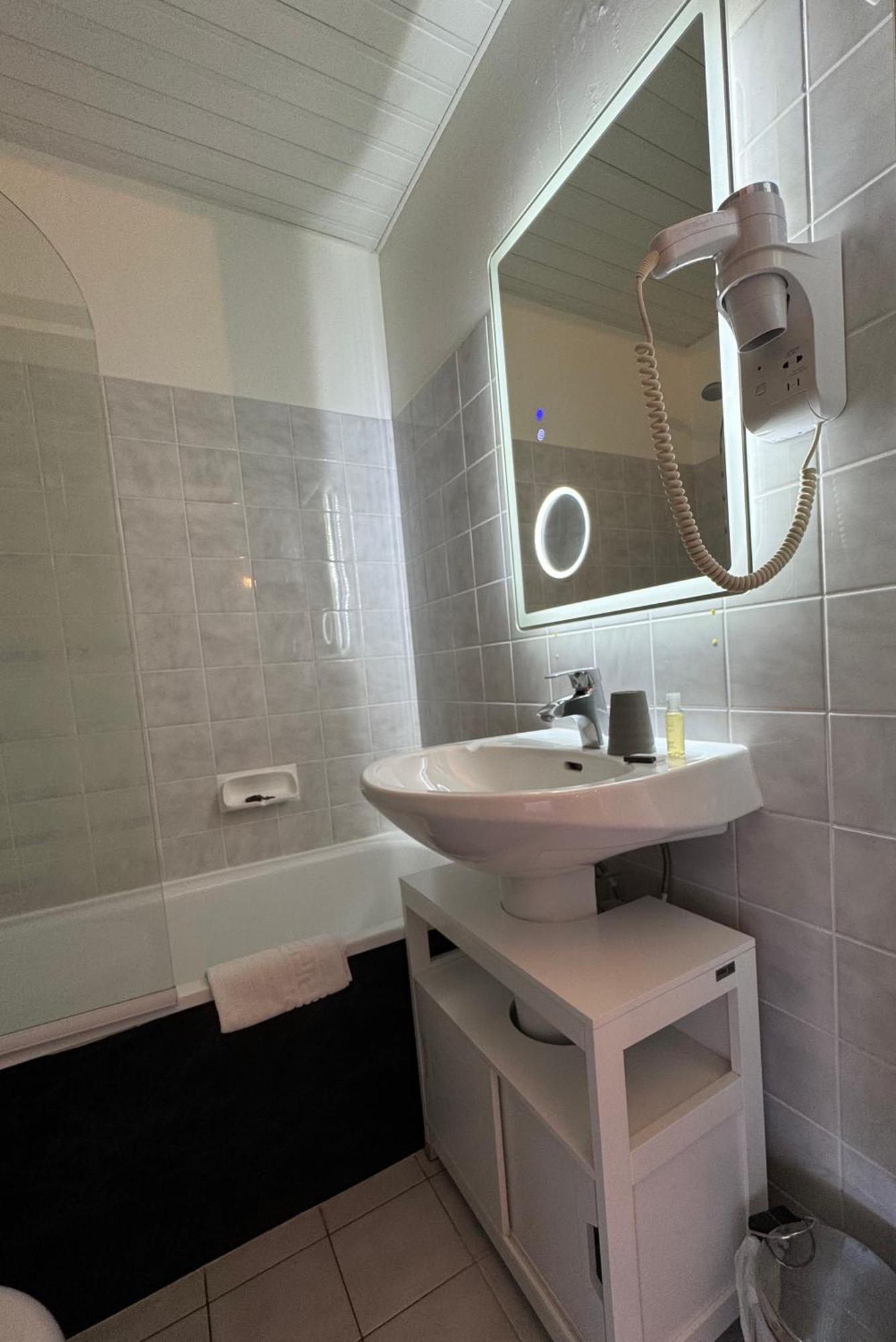 Capricorne Hotel 3*